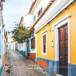 #241 Old Town - Casa De 1 By Holidays Apartment