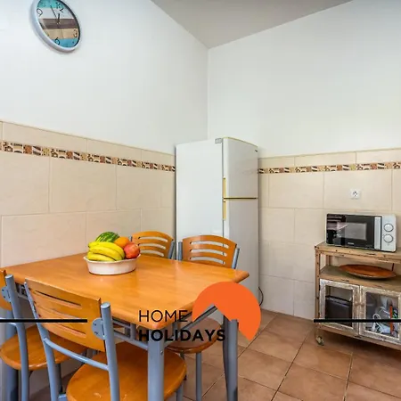#241 Albufeira Old Town - Large & Sunny Terrace