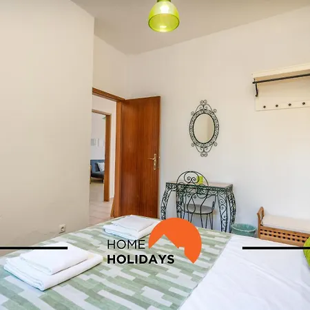 #241 Albufeira Old Town - Large & Sunny Terrace *