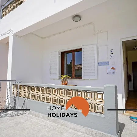 #241 Albufeira Old Town - Large & Sunny Terrace 公寓